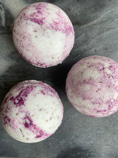 Naturalna Kula do Kąpieli z Wrzosem i Olejem z Macadamia