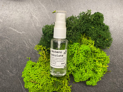 Hydrolat z werbeny, kosmetyki z natury, DIY
