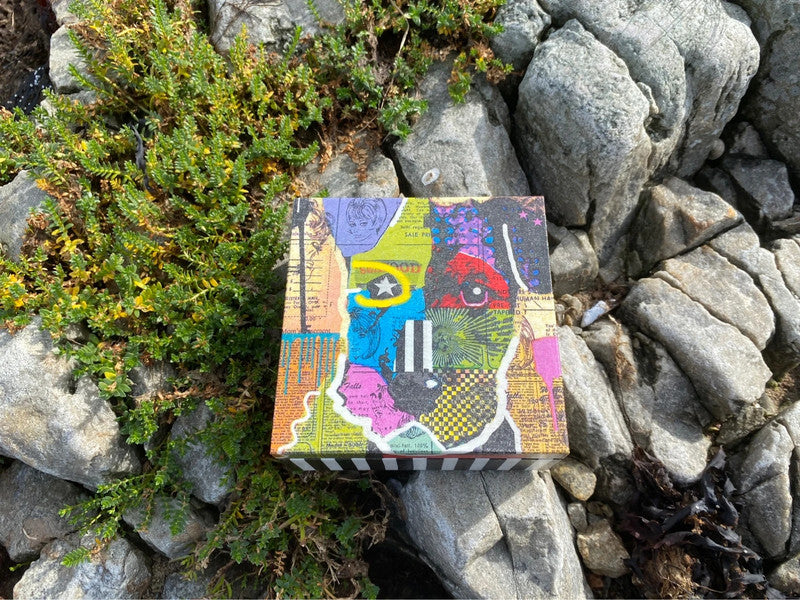 Drewniane pudełko pop-art – ręcznie zdobione, kolorowe, nowoczesna dekoracja i prezent