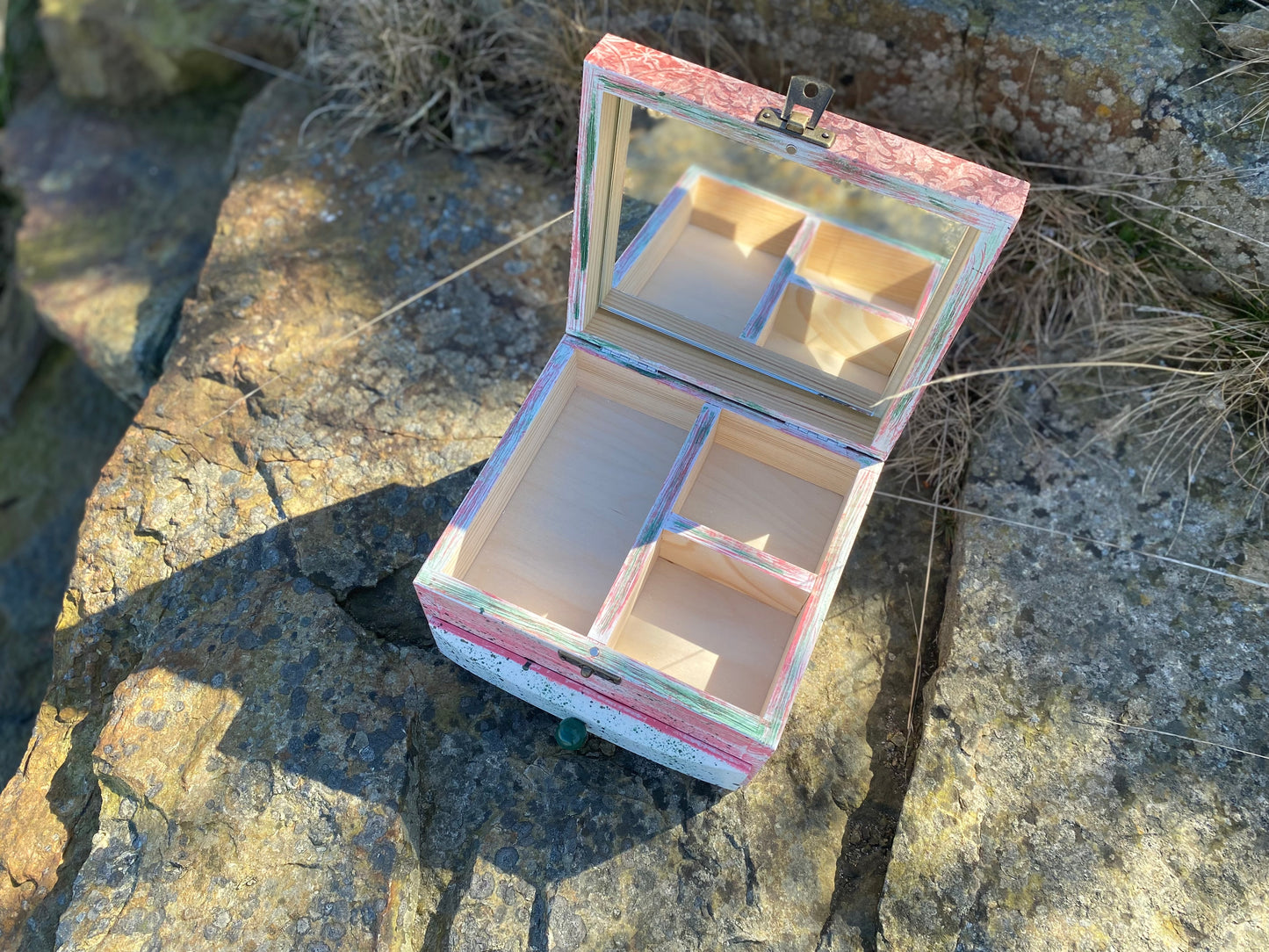 Drewniane, ręcznie zdobione pudełko na biżuterię, organizer na biżuterię, Shabby Chic decor